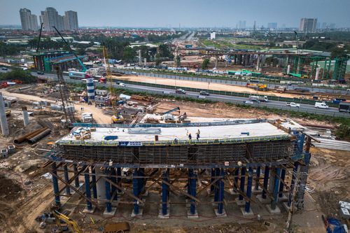'Siêu nút giao' gần 2.400 tỷ trên Đại lộ Thăng Long dần thành hình