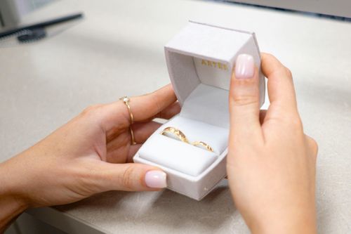 6 thuật ngữ cần biết trước khi mua vàng, trang sức