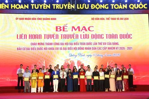 Bế mạc Liên hoan Tuyên truyền lưu động toàn quốc