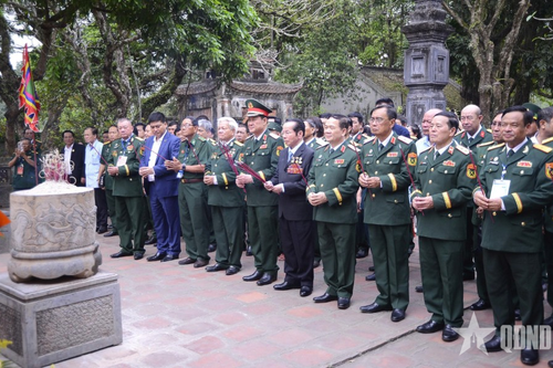 Vượt khó vươn lên, lan tỏa nghĩa tình