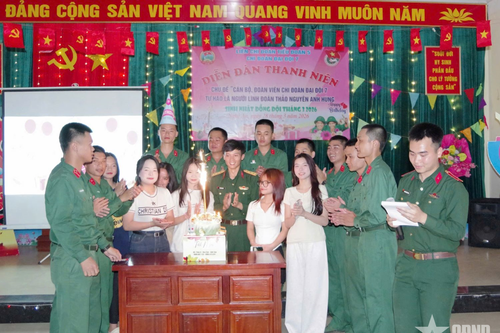 Sư đoàn 324 (Quân khu 4): Chiến sĩ mới thi đua giành '5 nhất'
