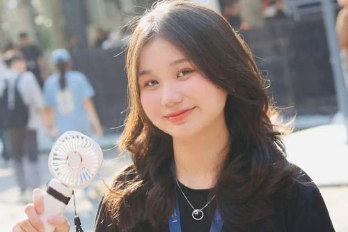 Bước ra khỏi vùng an toàn, nữ sinh Thăng Long ghi dấu với loạt thành tích nổi bật
