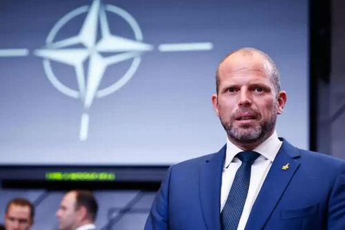 Bộ trưởng Quốc phòng Bỉ: NATO đang đối mặt căng thẳng nội bộ chưa từng có