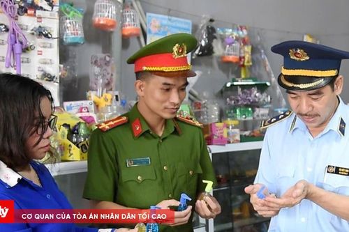 Hà Tĩnh ngăn chặn hàng 'bẩn' trước cổng trường học