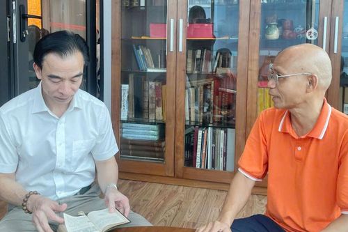 Nhiều giáo sư, ca sĩ tham gia Thư viện Người
