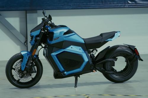Xe máy điện pin thể rắn: Sạc 10 phút, chạy gần 600km