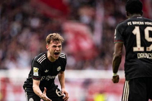 Bayern Munich ngược dòng khó tin phút bù giờ