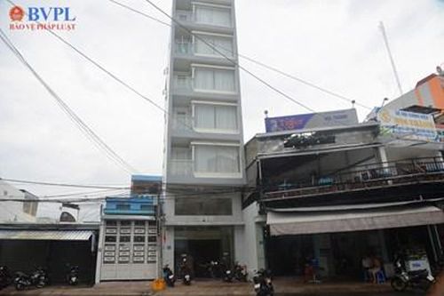 Nam thanh niên thoát chết sau khi rơi từ tầng 6 khách sạn
