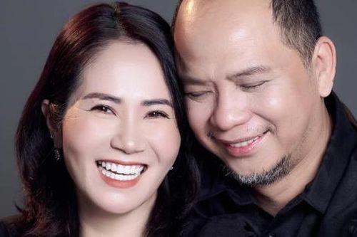 Chân dung NSƯT U60 được chồng cưng chiều như 'trứng mỏng': Hôn nhân 30 năm vẫn ngọt ngào bất ngờ
