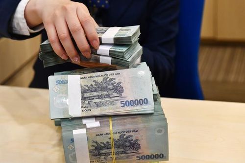 Lương cơ sở tăng lên 2,53 triệu đồng/tháng: Những ai sẽ được hưởng?