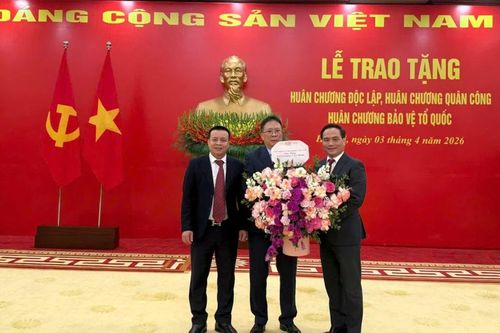 GS.VS Châu Văn Minh được trao tặng Huân chương Độc lập
