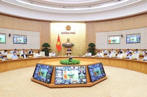 Thủ tướng 'đặt hàng' nhiệm vụ, giải pháp nhằm đạt mục tiêu tăng trưởng từ 10%