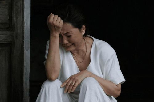 Hồng Đào đã rơi nước mắt