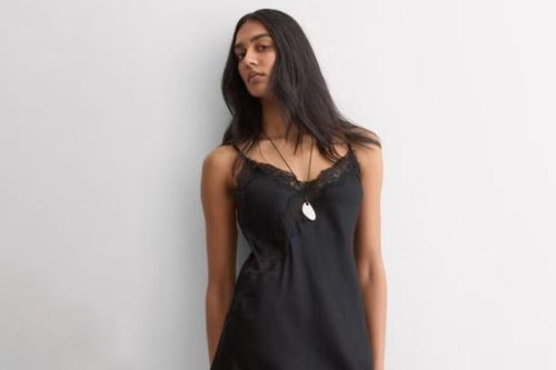 5 cách phối đồ sành điệu với váy slip