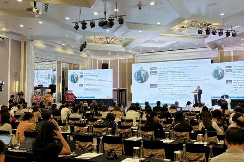 Bước tiến công nghệ mới trong tự chủ điều trị giác mạc