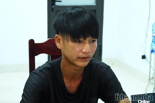 Bắt tạm giam đối tượng dùng dao lưỡi lê đâm bạn nhậu nguy kịch