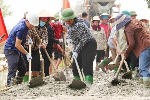 Phát động phong trào xây dựng đường giao thông nông thôn tại Nghĩa Lộ và Gia Phú