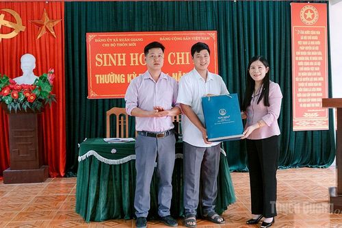 Chi bộ thôn Mới, trực thuộc Đảng bộ xã Xuân Giang cần phát huy vai trò hạt nhân lãnh đạo ở cơ sở