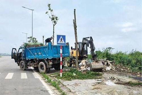 Khắc phục 'điểm đen' rác thải ở Khu quy hoạch Hương Sơ