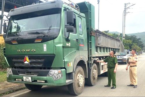 Tổng rà soát xe tải trọng lớn, cơi nới thùng xe, xử lý nghiêm vi phạm ở Phú Thọ và Hà Tĩnh