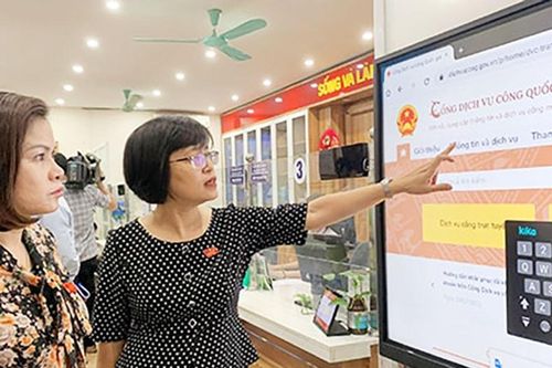 Hướng tới hiệu quả phục vụ hành chính thực chất