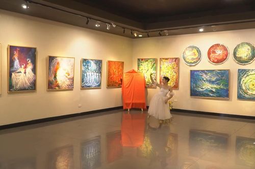 'Tương giao 2' - nơi hội họa đối thoại cùng âm nhạc, điện ảnh