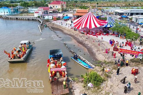 Gìn giữ nét đẹp Lễ hội Vía bà Thuỷ Long