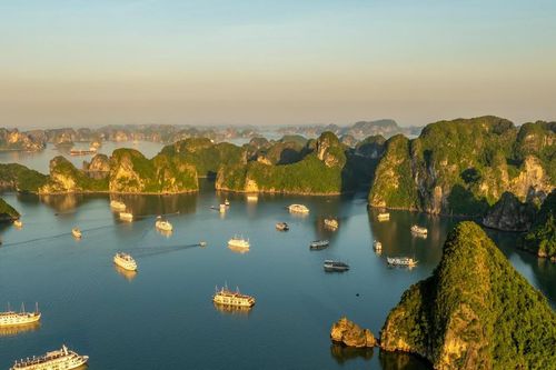 Triển khai quy chế phối hợp quản lý tàu du lịch giữa Vịnh Hạ Long và Vịnh Lan Hạ