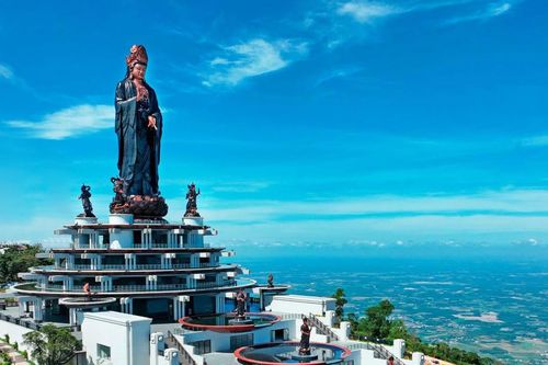 Tây Ninh thúc đẩy du lịch trở thành ngành kinh tế mũi nhọn