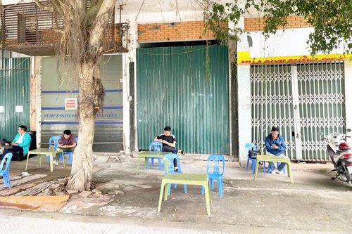Sớm đưa vào sử dụng hàng chục nghìn mét vuông nhà kinh doanh dịch vụ bị bỏ hoang Bài 2: Vừa thiệt hại kinh tế, vừa mất mỹ quan khu đô thị