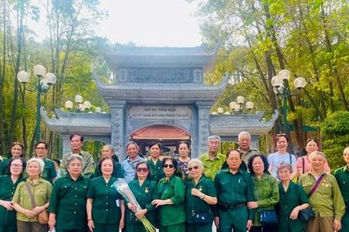 Đội TNXP Thủ đô N43: Hành trình về nguồn, tri ân đồng đội trên đất lửa Quảng Trị