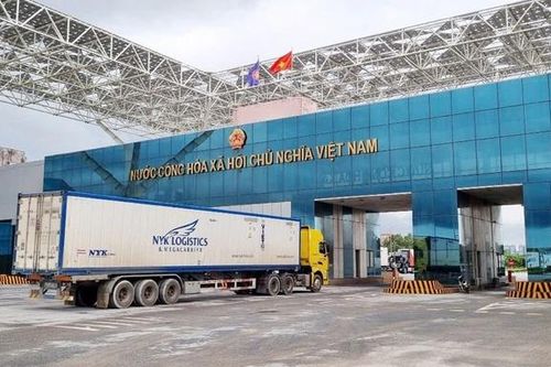 Tín hiệu tích cực từ thông quan cuối tuần tại cửa khẩu quốc tế Móng Cái