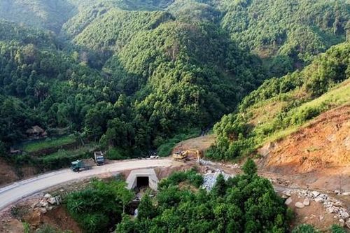 Hai công nhân tử vong khi thi công đường nối IC15 cao tốc Nội Bài – Lào Cai