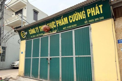 Đằng sau những 'lá bùa' giúp lợn bệnh ra chợ
