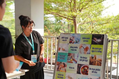 Người trẻ mở chiến dịch bảo vệ dạ dày