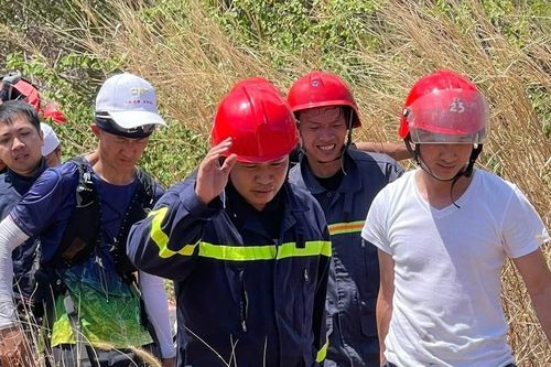 Giải cứu nữ du khách Trung Quốc gặp nạn trên Núi Dinh
