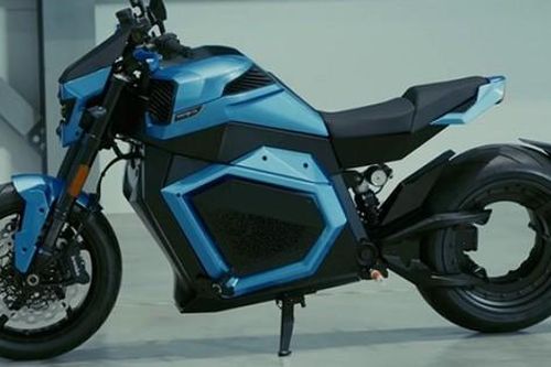 Xe máy điện sạc 10 phút chạy hàng trăm km bán ra thị trường, giá từ 790 triệu