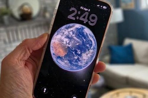 HOT: iPhone 17 Pro Max thành công bay vào vũ trụ