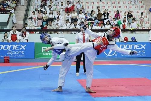 Hơn 200 vận động viên tham gia Giải Taekwondo thanh thiếu nhi