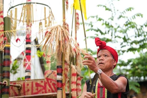 Dòng nước gọi mùa