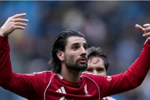 Liverpool và bài toán Top 4: Khi lịch thi đấu trở thành kẻ thù lớn nhất của Arne Slot