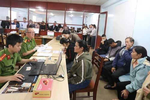 Đẩy nhanh tiến độ cấp căn cước, định danh điện tử cho người dân