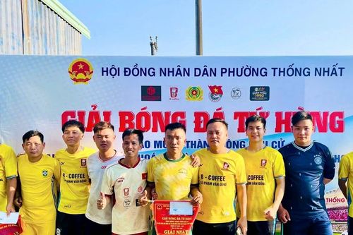 Đoàn phường Thống Nhất vô địch Giải bóng đá tứ hùng chào mừng thành công cuộc bầu cử