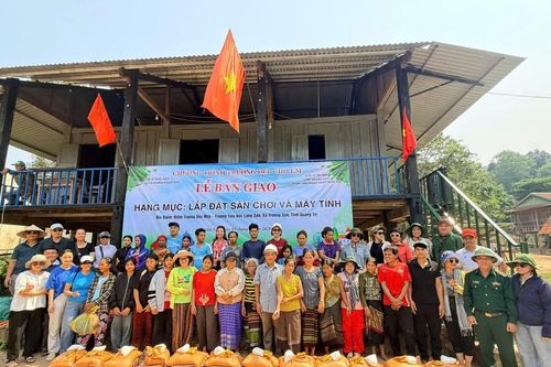 Chương trình 'Vượt thác Tam Lu-Thắp sáng Trường Sơn'