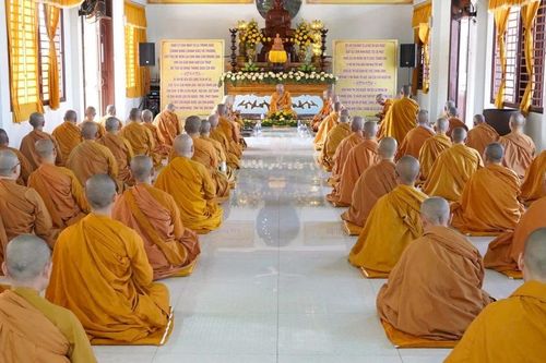 Gia Lai: Ni giới Giáo đoàn III - hệ phái Khất sĩ khai mạc khóa 'Sống chung tu học' lần thứ 22
