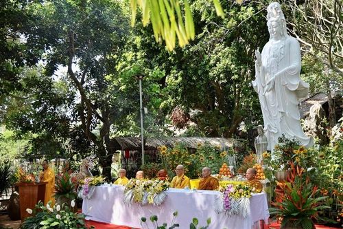 Đắk Lắk: Lễ chú nguyện đúc đại hồng chung tại Phật đường Pô Lăn