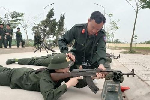 Nắng mưa thao trường rèn chiến sĩ