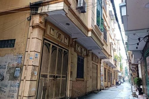 Nhà trong ngõ nhỏ, giá hơn 4 tỷ đồng/căn