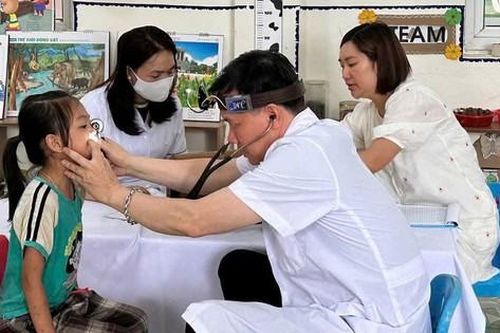 Ngày sức khỏe toàn dân 7/4: Nhiều bệnh viện, Trạm Y tế ở Quảng Ninh triển khai chăm sóc sức khỏe cộng đồng