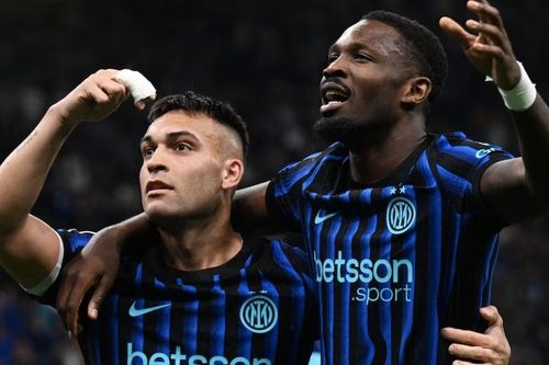 Inter vùi dập Roma trong trận cầu 7 bàn